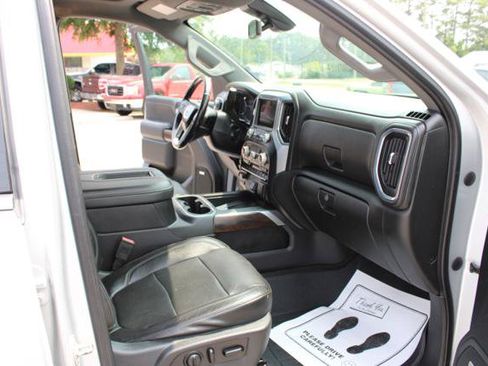 Used 2020 GMC Sierra 2500 SLT RWD image 18