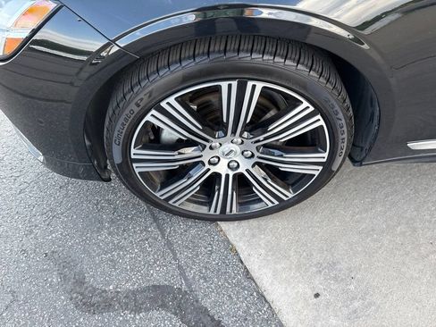 Certified 2023 Volvo S90 B6 Plus AWD/4WD image 11