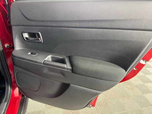 Used 2024 Mitsubishi Outlander Sport ES image 24