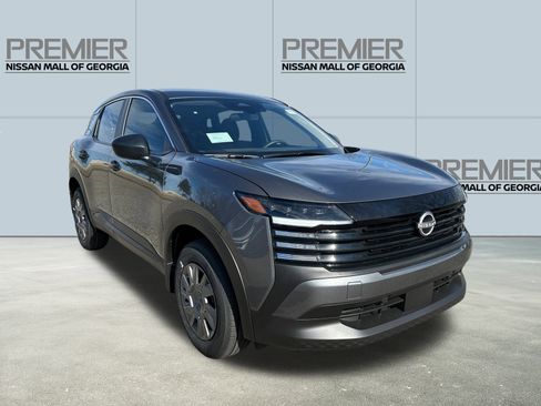 New 2026 Nissan Kicks S w/ Charging Package image 3