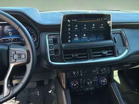 Used 2024 Chevrolet Suburban High Country w/ Max Trailering Package image 10