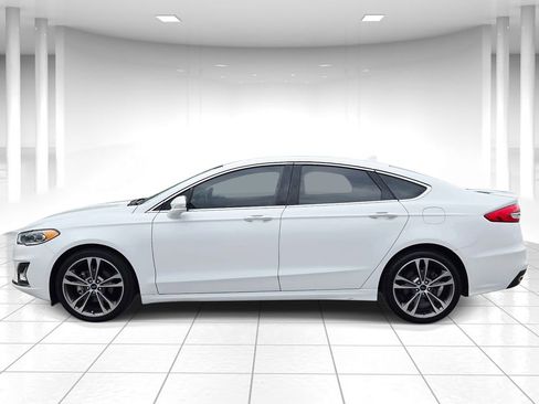 Used 2019 Ford Fusion Titanium AWD/4WD image 6