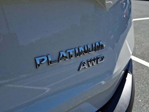 Certified 2023 Nissan Rogue Platinum AWD/4WD image 33