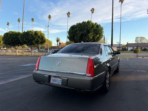 Used 2010 Cadillac DTS Premium w/ Driver Awareness Package image 5