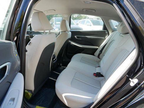 New 2025 Hyundai Sonata SEL image 6