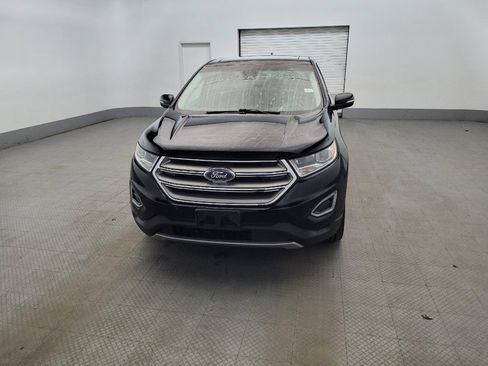Used 2018 Ford Edge Titanium w/ Equipment Group 302A AWD/4WD image 15