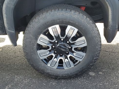 New 2025 GMC Sierra 2500 Denali w/ Denali Reserve Package image 10