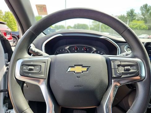 Used 2021 Chevrolet Blazer LT FWD image 18