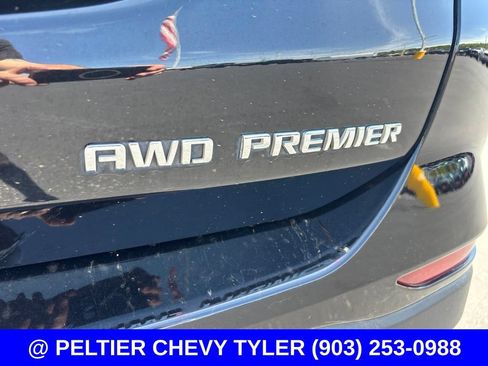 Used 2022 Chevrolet Equinox Premier AWD/4WD image 9