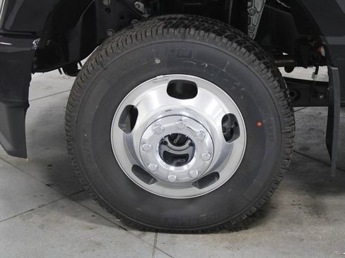 New 2026 Ford F350 Platinum image 22