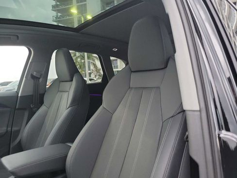 Certified 2025 Audi Q5 Premium Plus w/ Premium Plus AWD/4WD image 15