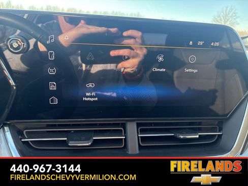 Certified 2025 Chevrolet Trax LT w/ LT Convenience Package image 19