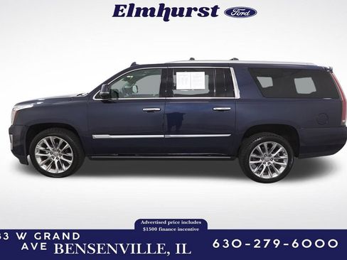 Used 2020 Cadillac Escalade ESV Premium Luxury image 2