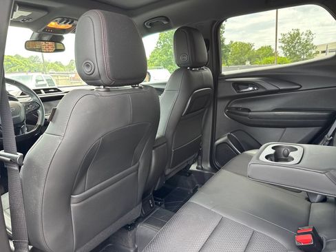 Used 2021 Chevrolet TrailBlazer RS w/ Sun and Liftgate Package AWD/4WD image 14