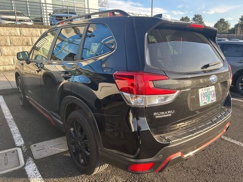 Used 2023 Subaru Forester Sport image 7