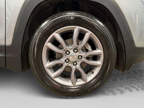 Used 2024 GMC Terrain SLT AWD/4WD image 51