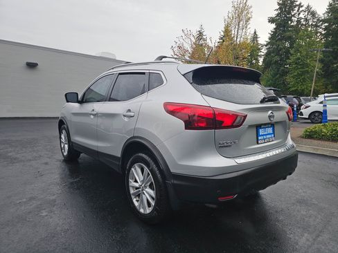 Used 2019 Nissan Rogue Sport SV w/ Technology Package AWD/4WD image 5