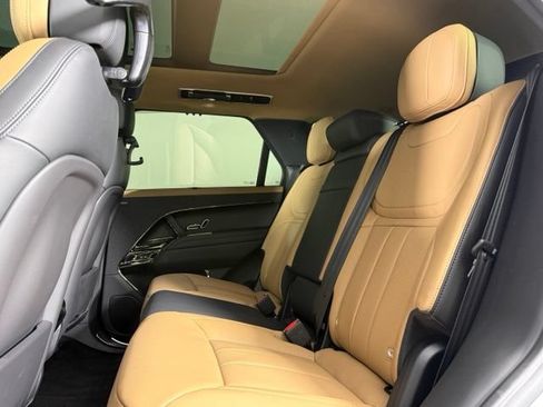 Used 2025 Land Rover Range Rover Sport Autobiography AWD/4WD image 23