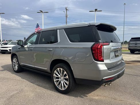 Used 2023 GMC Yukon Denali AWD/4WD image 8