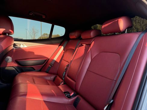 Used 2019 Kia Stinger GT1 image 26