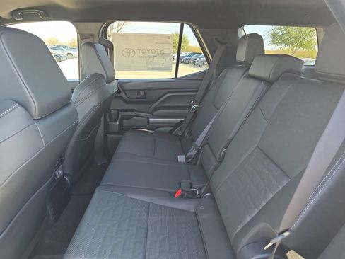 Used 2026 Toyota 4Runner TRD Sport Premium AWD/4WD image 11