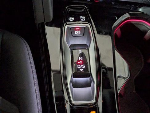 New 2025 Audi Q5 Premium image 15