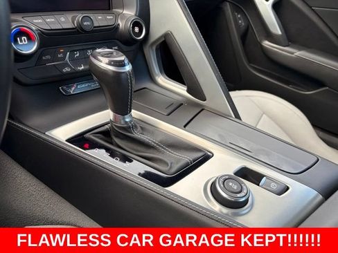 Used 2017 Chevrolet Corvette Stingray Coupe w/ 1LT RWD image 20