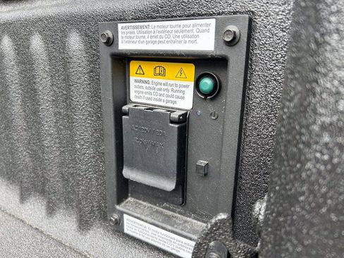 New 2026 Ford F250 Lariat w/ Black Appearance Package image 17