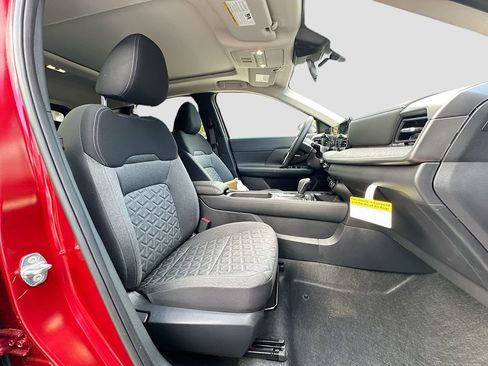 New 2026 Nissan Kicks SV image 25