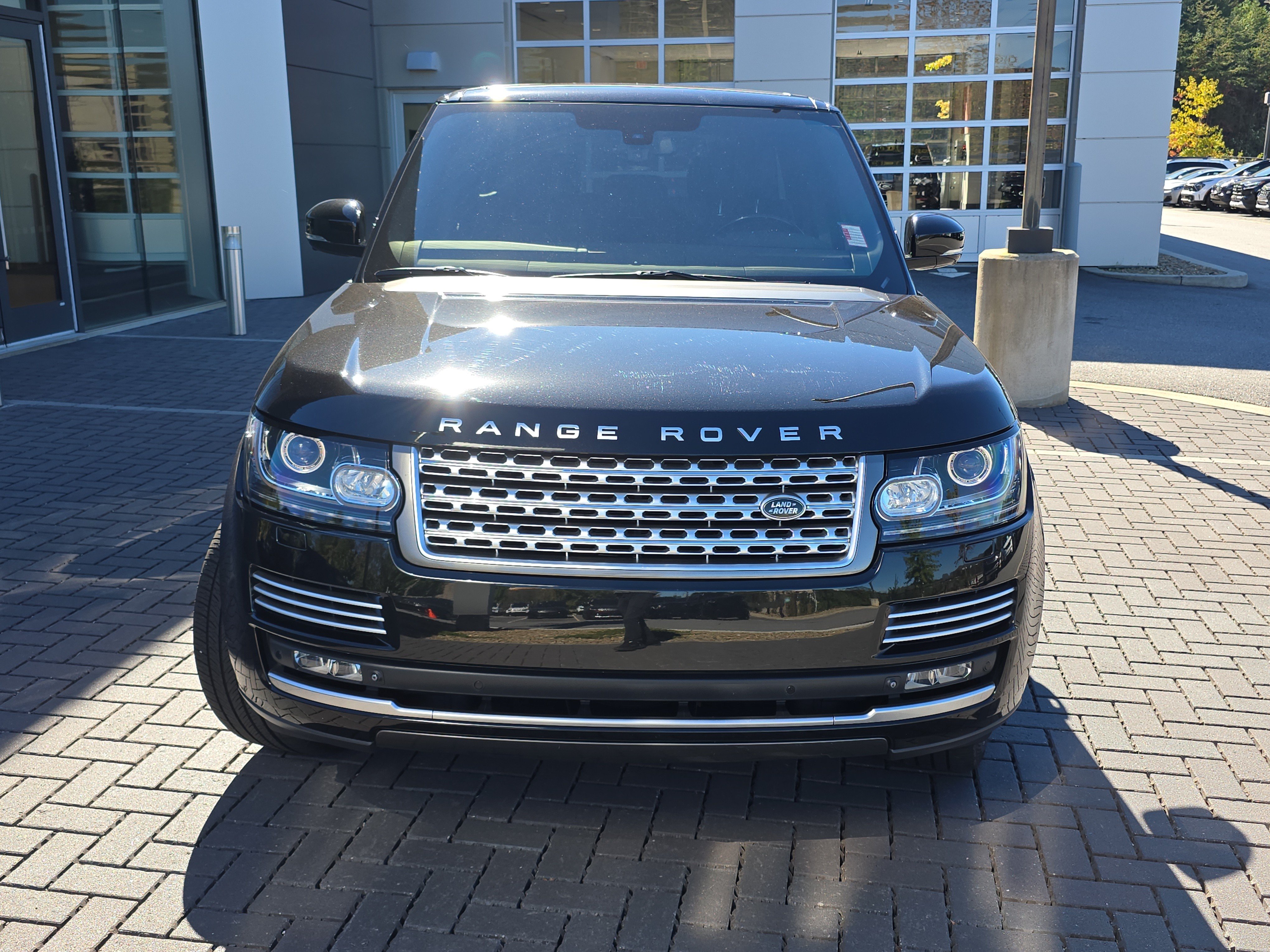 Used 2014 Land Rover Range Rover Autobiography AWD/4WD image 2