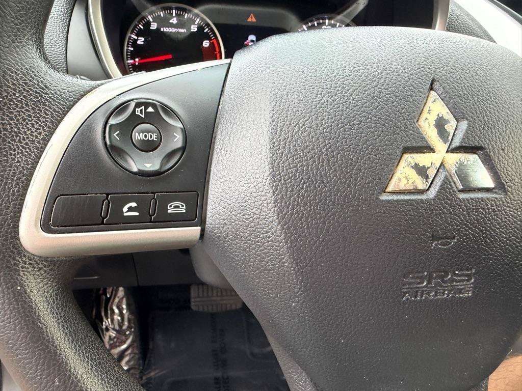 Used 2020 Mitsubishi Eclipse Cross ES FWD image 27