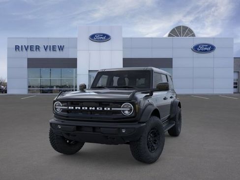 New 2026 Ford Bronco Outer Banks w/ Sasquatch Package AWD/4WD image 2