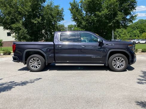 Used 2022 GMC Sierra 1500 Denali AWD/4WD image 9