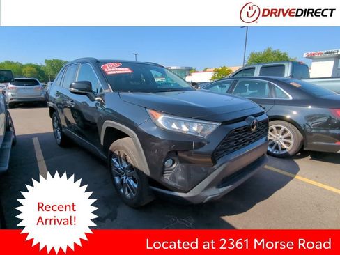 Used 2021 Toyota RAV4 XLE Premium FWD image 1