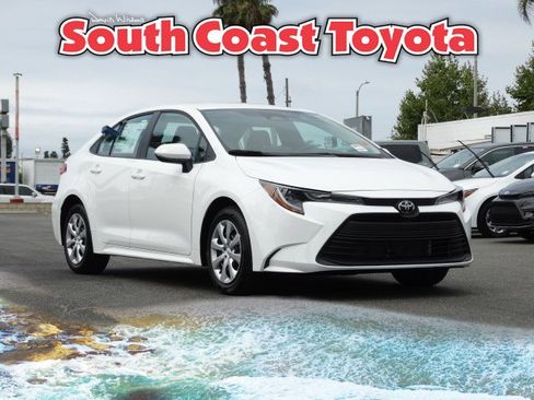 New 2026 Toyota Corolla LE image 1