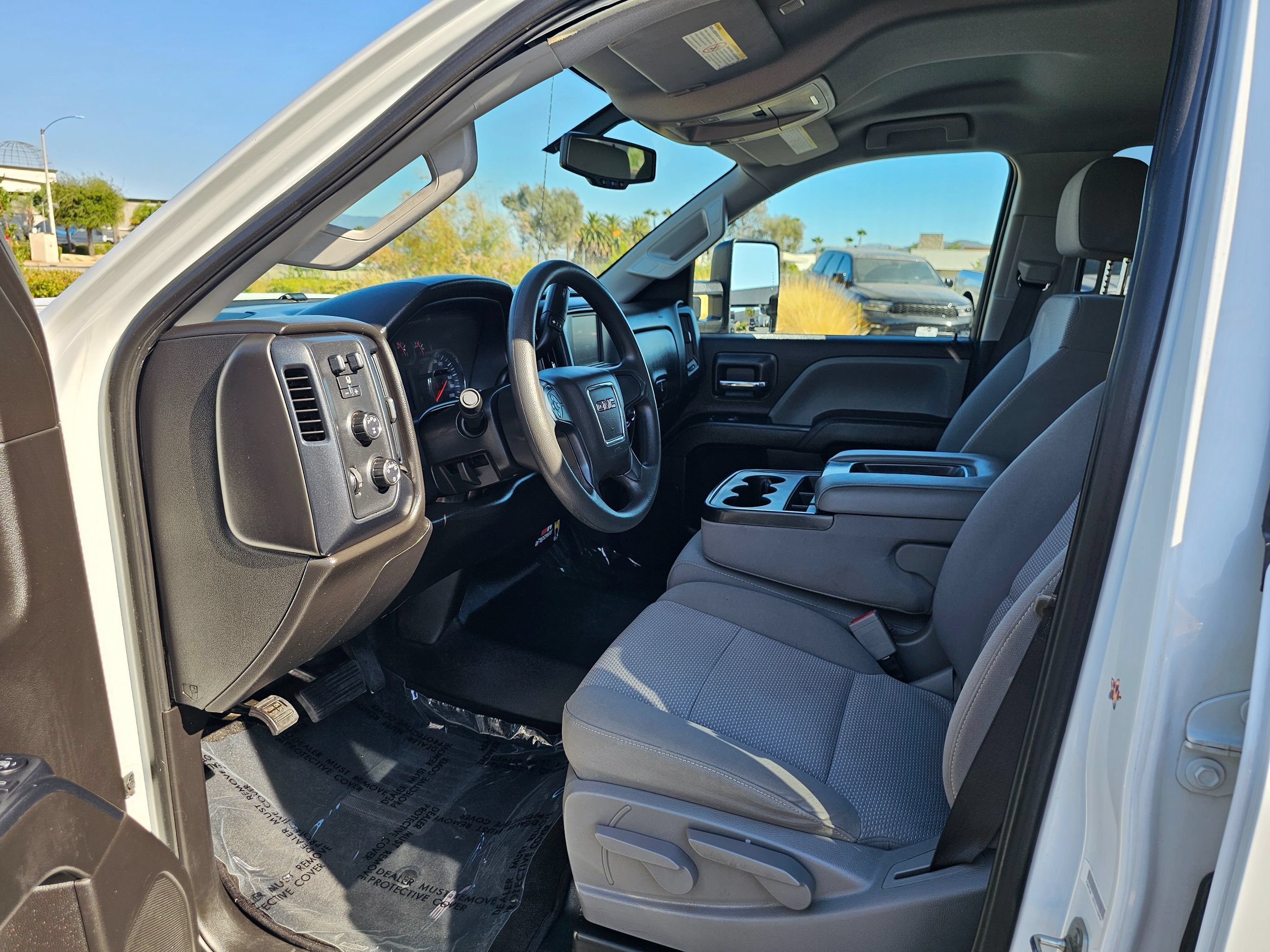 Used 2018 GMC Sierra 3500 4x4 Crew Cab image 15
