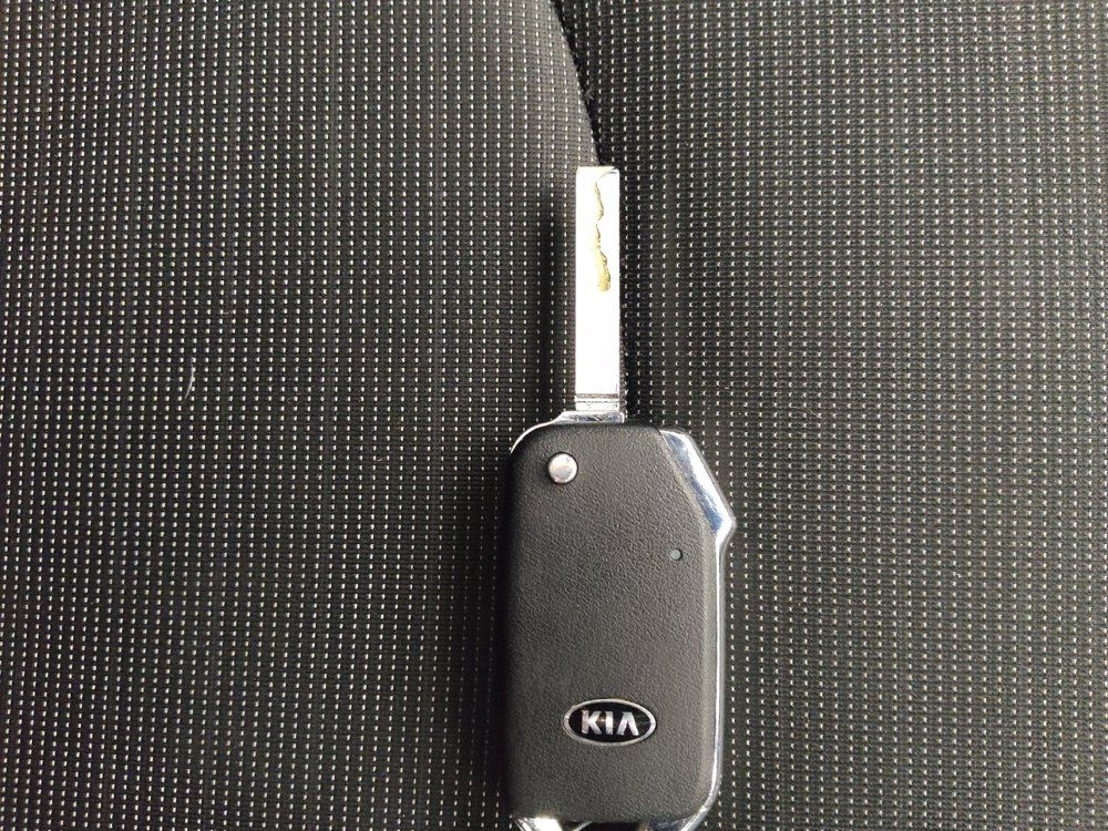 Used 2019 Kia Forte S w/ S Premium Package FWD image 32