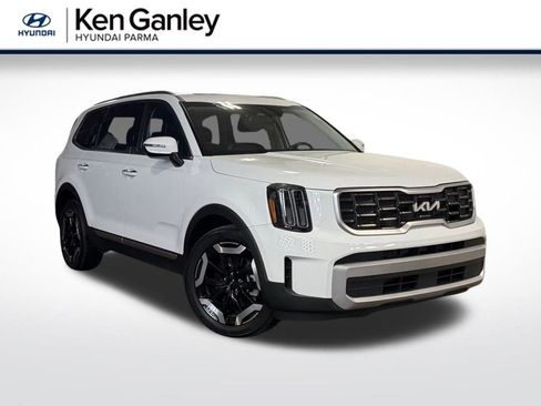 Used 2023 Kia Telluride S w/ S Sunroof Package AWD/4WD image 1