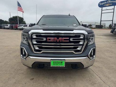 Used 2020 GMC Sierra 1500 SLT RWD image 3