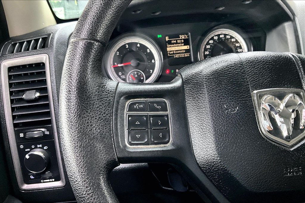 Used 2017 RAM 1500 ST w/ SXT Appearance Group AWD/4WD image 10