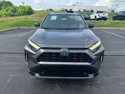 Used 2022 Toyota RAV4 XSE w/ XSE Grade Weather Package AWD/4WD image 8