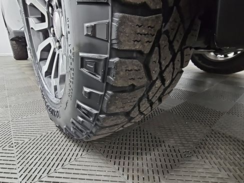 Used 2022 GMC Sierra 1500 AT4 w/ AT4 Premium Package image 51