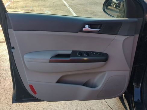Used 2018 Kia Sportage LX image 14
