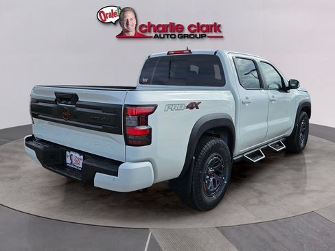 Used 2025 Nissan Frontier PRO-4X AWD/4WD image 6