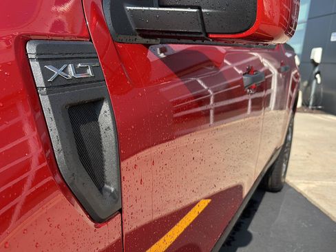 Used 2022 Ford Maverick XLT w/ Equipment Group 300A Standard AWD/4WD image 8