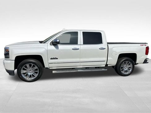 Used 2017 Chevrolet Silverado 1500 High Country image 2