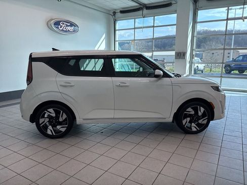 Used 2025 Kia Soul GT-Line image 8