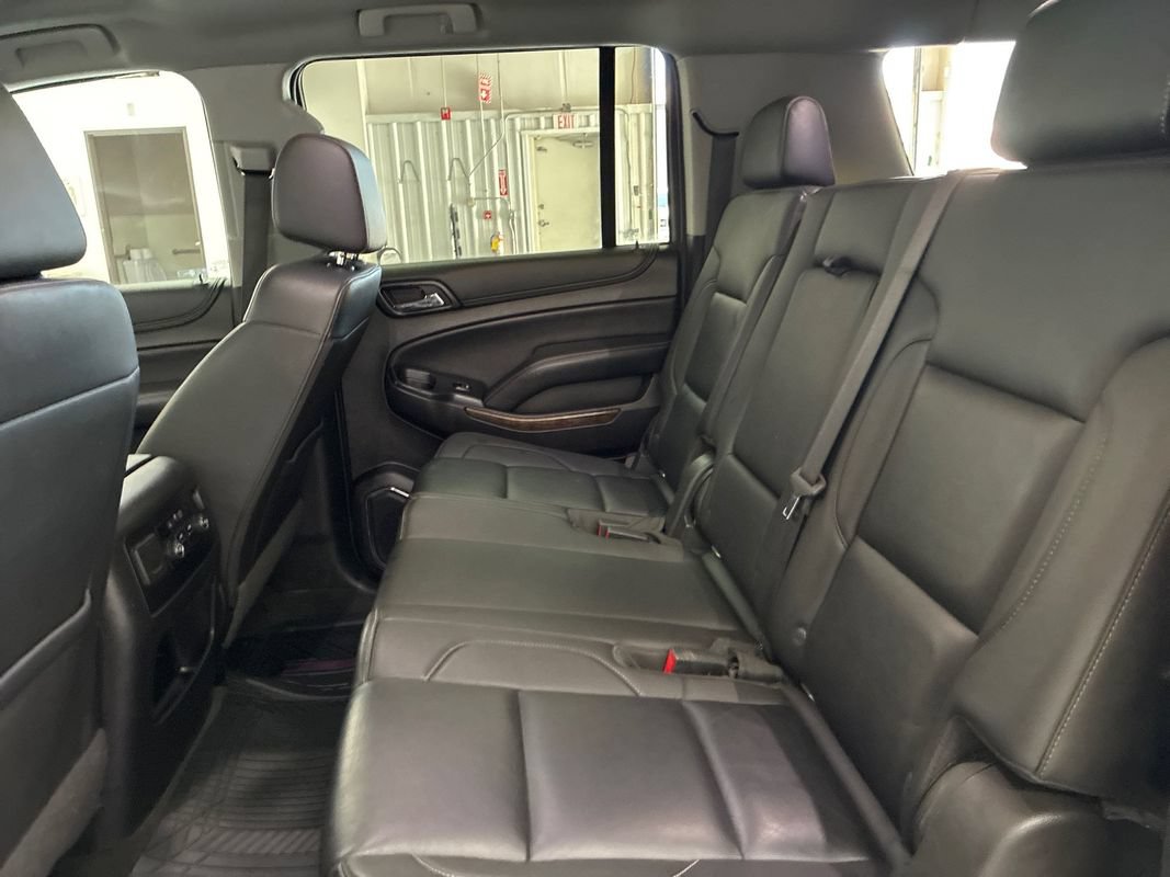 Used 2018 Chevrolet Suburban LT AWD/4WD image 17
