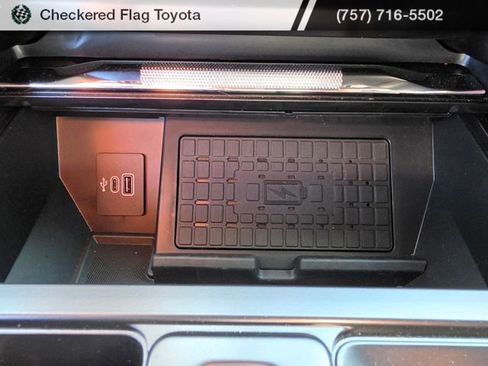 Used 2025 Ford F150 Raptor AWD/4WD image 22