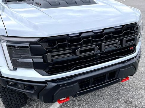Used 2025 Ford F150 Raptor w/ Equipment Group 803A Raptor R AWD/4WD image 30
